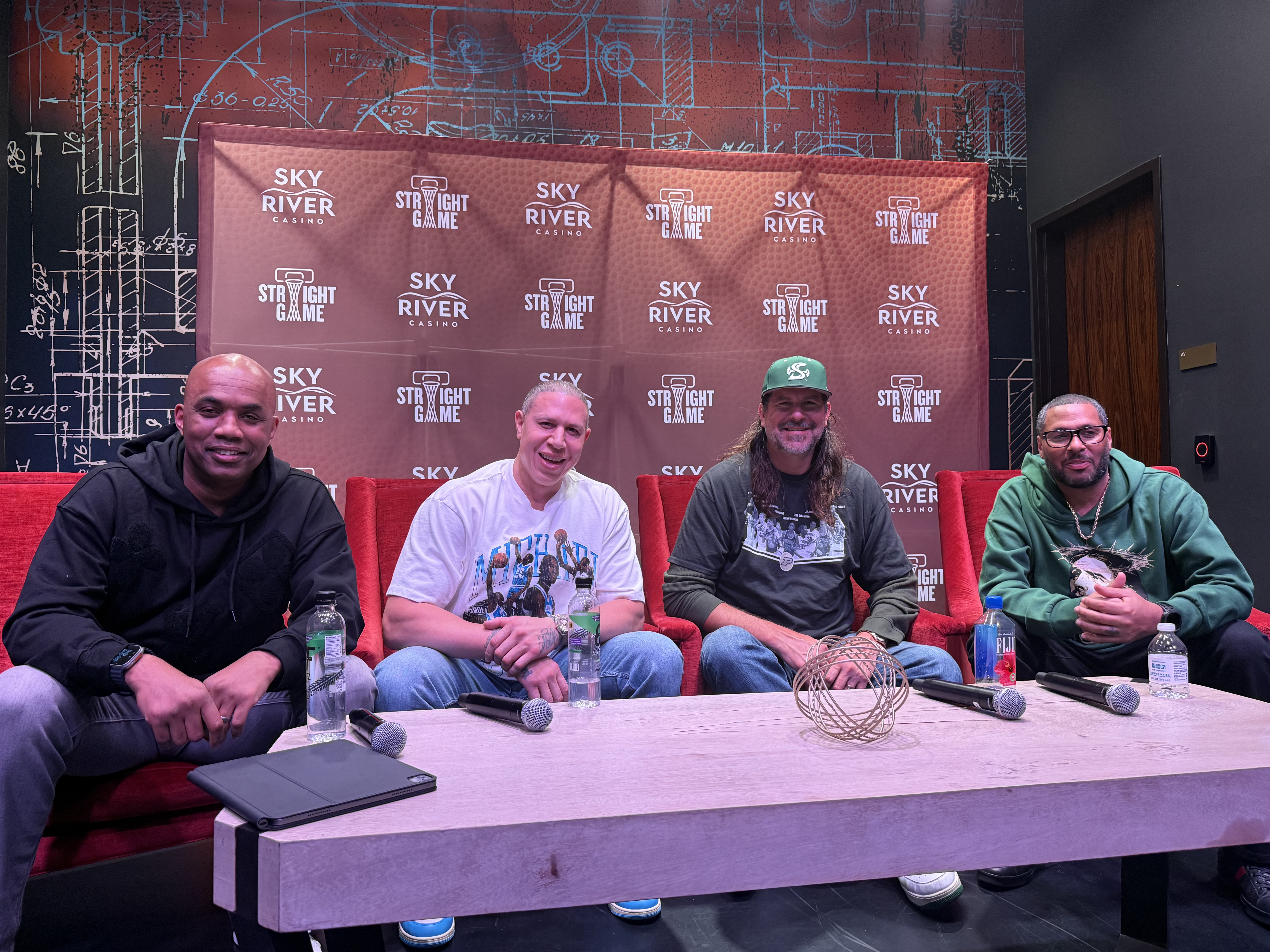 California's First-Ever Live Taping of Straight Game Podcast Featuring Mike Bibby, Eddie House, & Ty Ellis at 32 Brews Street